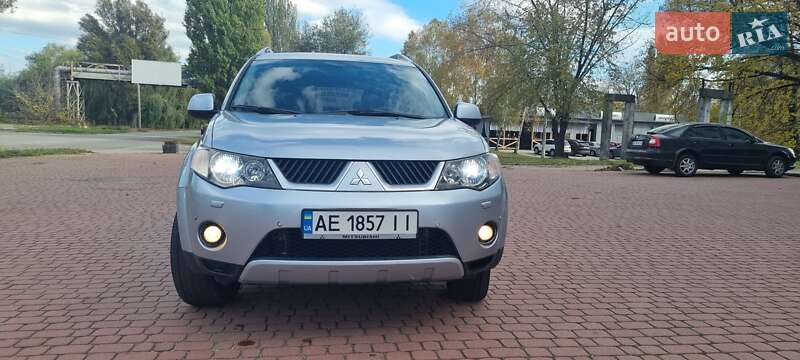 Позашляховик / Кросовер Mitsubishi Outlander XL 2007 в Кам'янському фото 9 Позашляховик / Кросовер Mitsubishi Outlander XL 2007 в Кам'янському