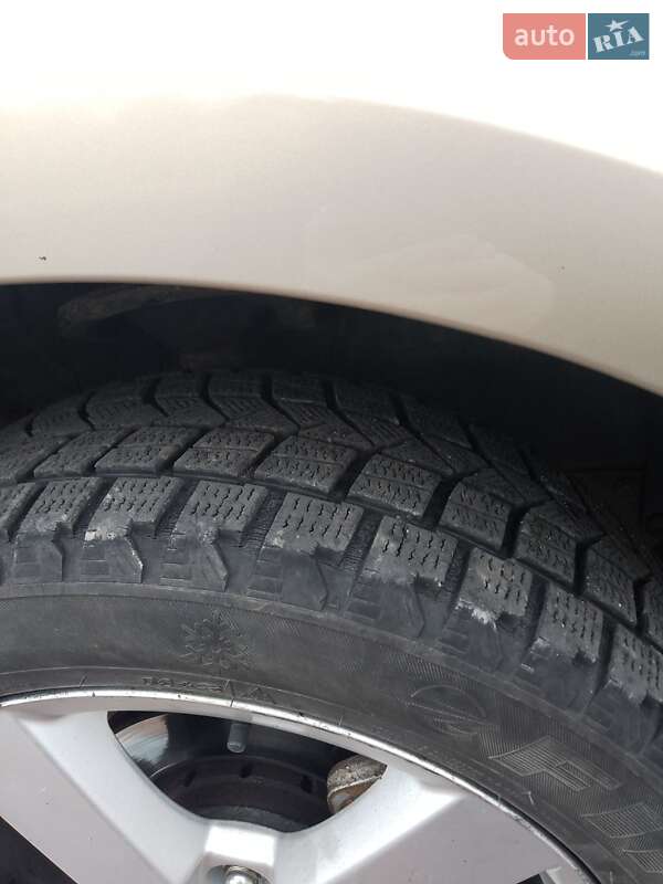 Позашляховик / Кросовер Mitsubishi Outlander XL 2007 в Трускавці фото 15 Позашляховик / Кросовер Mitsubishi Outlander XL 2007 в Трускавці