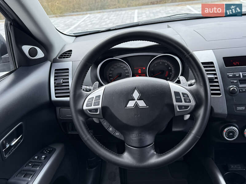 Позашляховик / Кросовер Mitsubishi Outlander XL 2007 в Вінниці фото 40 Позашляховик / Кросовер Mitsubishi Outlander XL 2007 в Вінниці