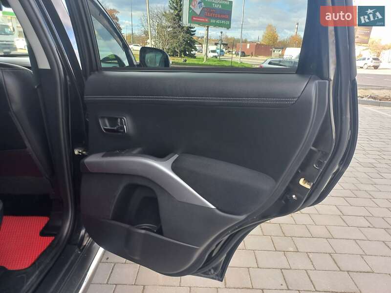 Внедорожник / Кроссовер Mitsubishi Outlander XL 2011 в Ивано-Франковске фото 21 Внедорожник / Кроссовер Mitsubishi Outlander XL 2011 в Ивано-Франковске