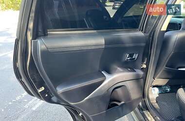 Внедорожник / Кроссовер Mitsubishi Outlander XL 2012 в 