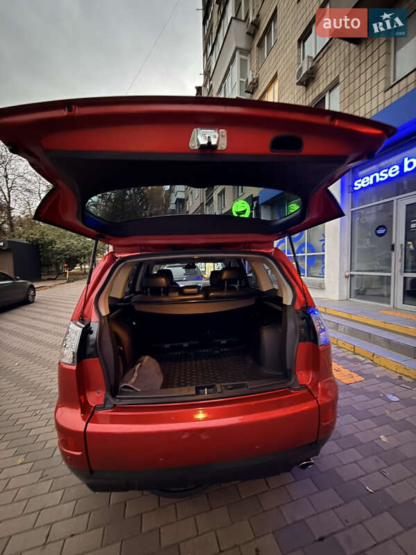 Позашляховик / Кросовер Mitsubishi Outlander XL 2008 в Києві фото 10 Позашляховик / Кросовер Mitsubishi Outlander XL 2008 в Києві