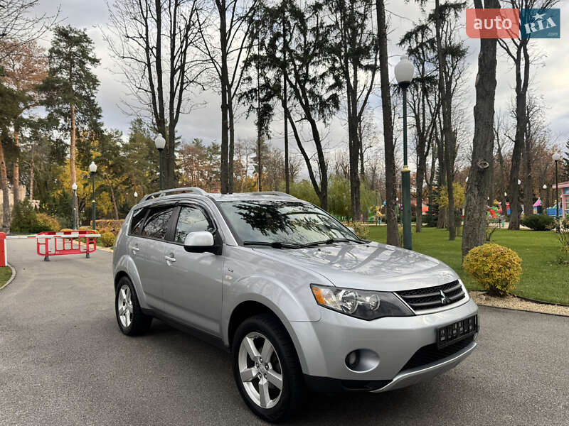 Позашляховик / Кросовер Mitsubishi Outlander XL 2008 в Харкові фото 9 Позашляховик / Кросовер Mitsubishi Outlander XL 2008 в Харкові