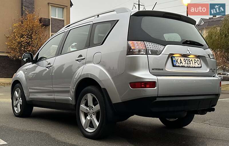 Внедорожник / Кроссовер Mitsubishi Outlander XL 2007 в Киеве фото 16 Внедорожник / Кроссовер Mitsubishi Outlander XL 2007 в Киеве