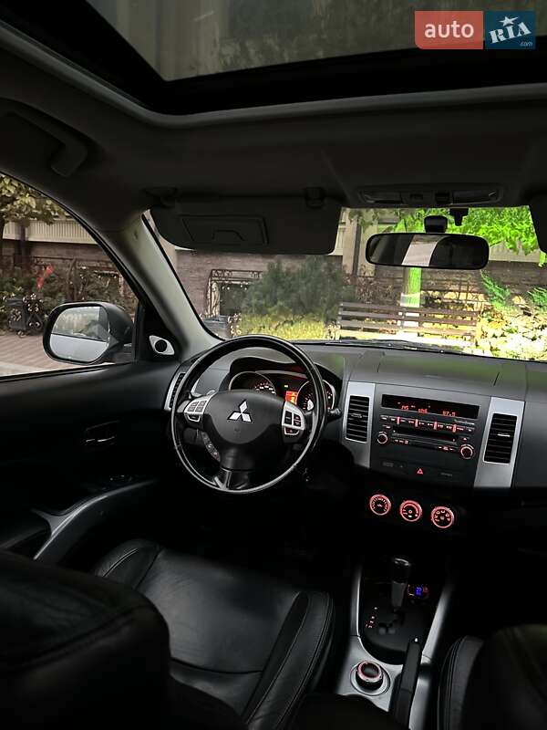 Внедорожник / Кроссовер Mitsubishi Outlander XL 2007 в Киеве фото 31 Внедорожник / Кроссовер Mitsubishi Outlander XL 2007 в Киеве