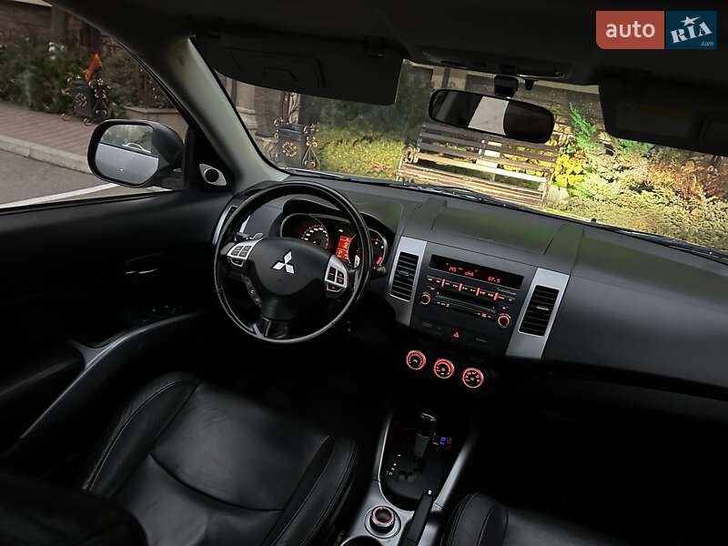 Внедорожник / Кроссовер Mitsubishi Outlander XL 2007 в Киеве фото 36 Внедорожник / Кроссовер Mitsubishi Outlander XL 2007 в Киеве