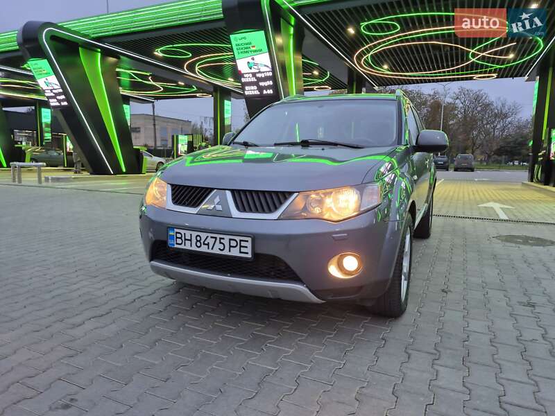 Позашляховик / Кросовер Mitsubishi Outlander XL 2007 в Одесі фото 8 Позашляховик / Кросовер Mitsubishi Outlander XL 2007 в Одесі