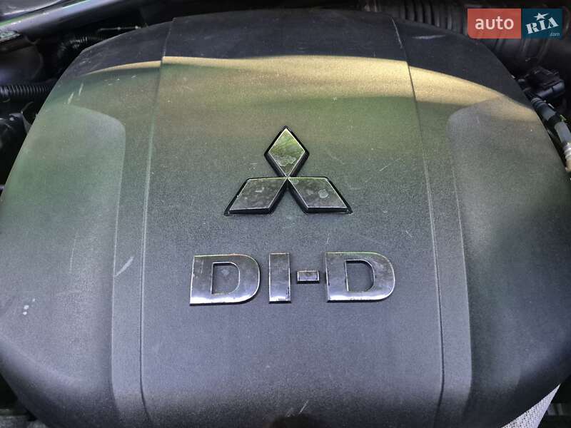 Позашляховик / Кросовер Mitsubishi Outlander XL 2007 в Одесі фото 73 Позашляховик / Кросовер Mitsubishi Outlander XL 2007 в Одесі