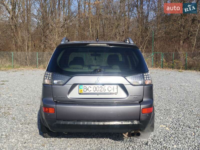 Внедорожник / Кроссовер Mitsubishi Outlander XL 2008 в Львове фото 5 Внедорожник / Кроссовер Mitsubishi Outlander XL 2008 в Львове