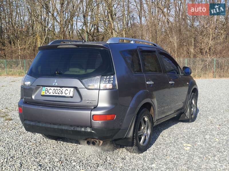 Внедорожник / Кроссовер Mitsubishi Outlander XL 2008 в Львове фото 4 Внедорожник / Кроссовер Mitsubishi Outlander XL 2008 в Львове