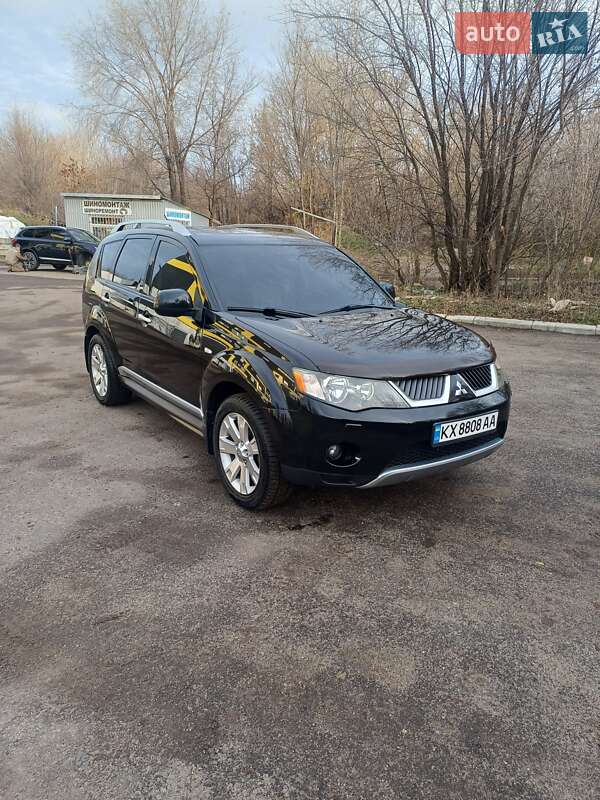 Mitsubishi Outlander XL 2008 Mitsubishi Outlander XL 2008