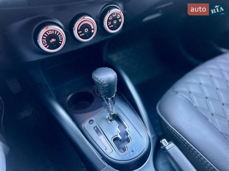 Внедорожник / Кроссовер Mitsubishi Outlander XL 2008 в Белой Церкви