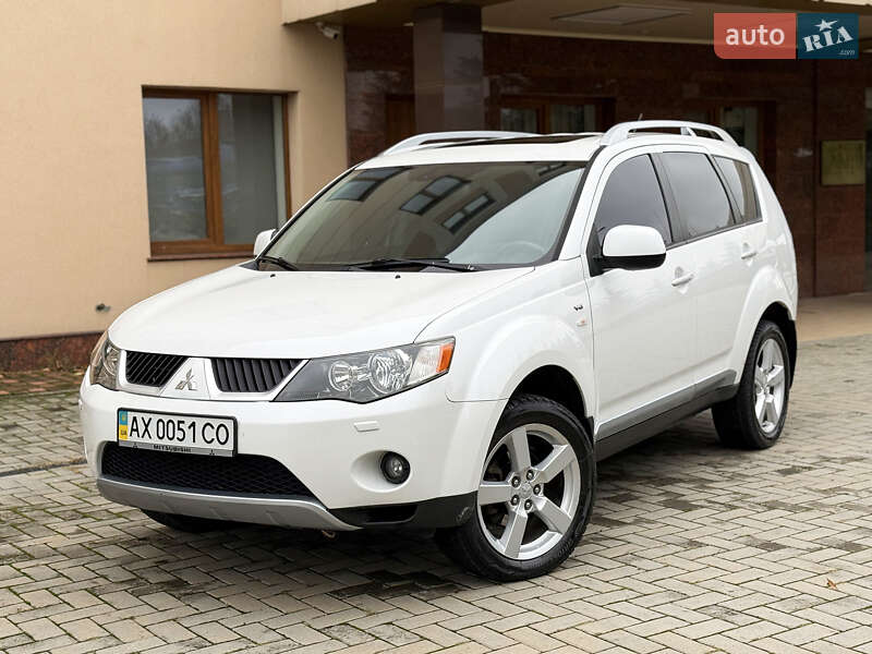 Внедорожник / Кроссовер Mitsubishi Outlander XL 2008 в Харькове
