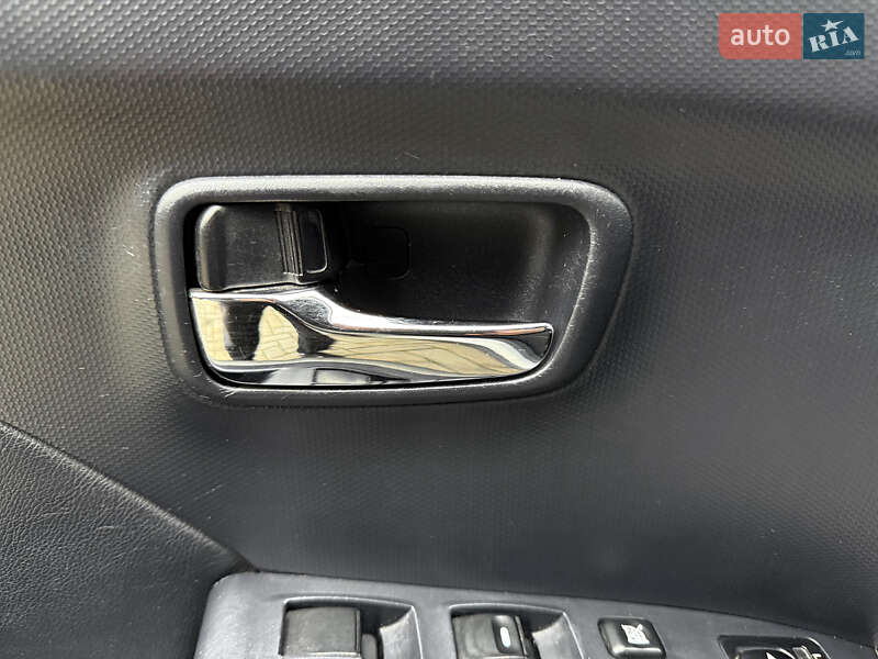 Внедорожник / Кроссовер Mitsubishi Outlander XL 2008 в Харькове