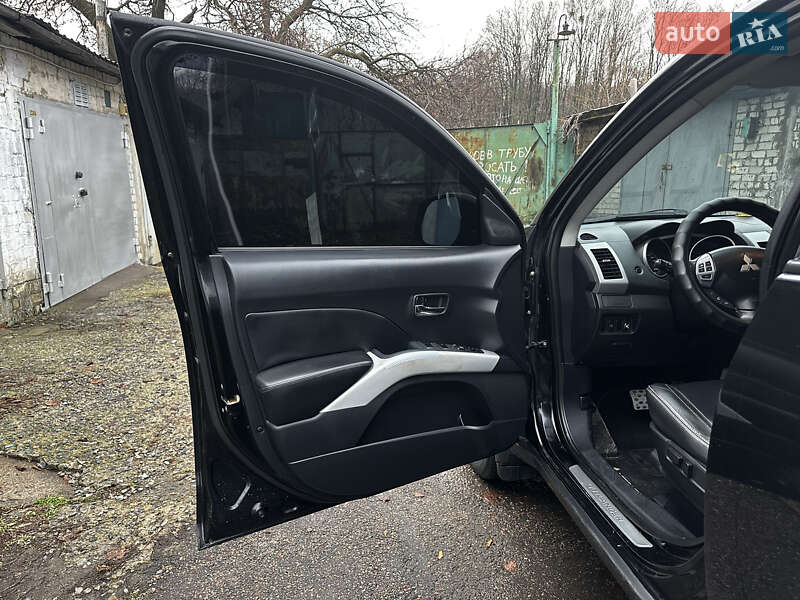 Внедорожник / Кроссовер Mitsubishi Outlander XL 2007 в Харькове фото 11 Внедорожник / Кроссовер Mitsubishi Outlander XL 2007 в Харькове