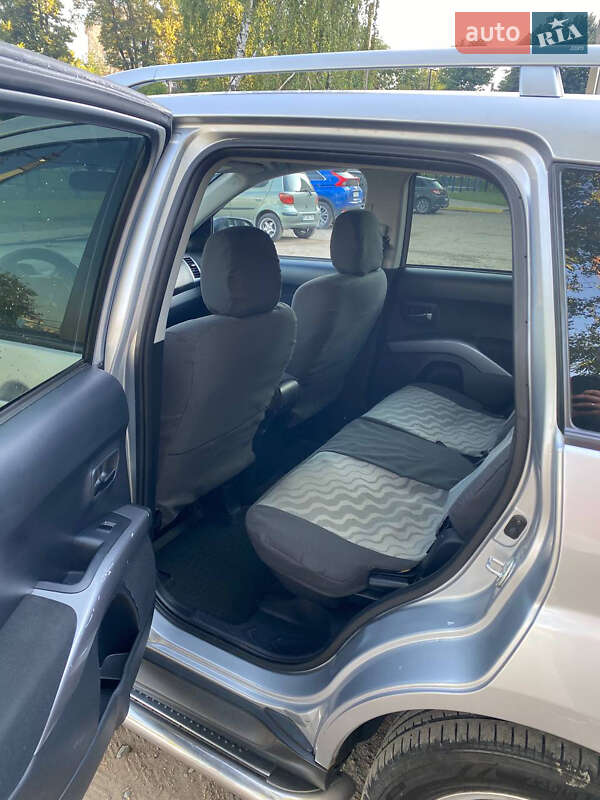 Внедорожник / Кроссовер Mitsubishi Outlander XL 2009 в Дрогобыче фото 7 Внедорожник / Кроссовер Mitsubishi Outlander XL 2009 в Дрогобыче