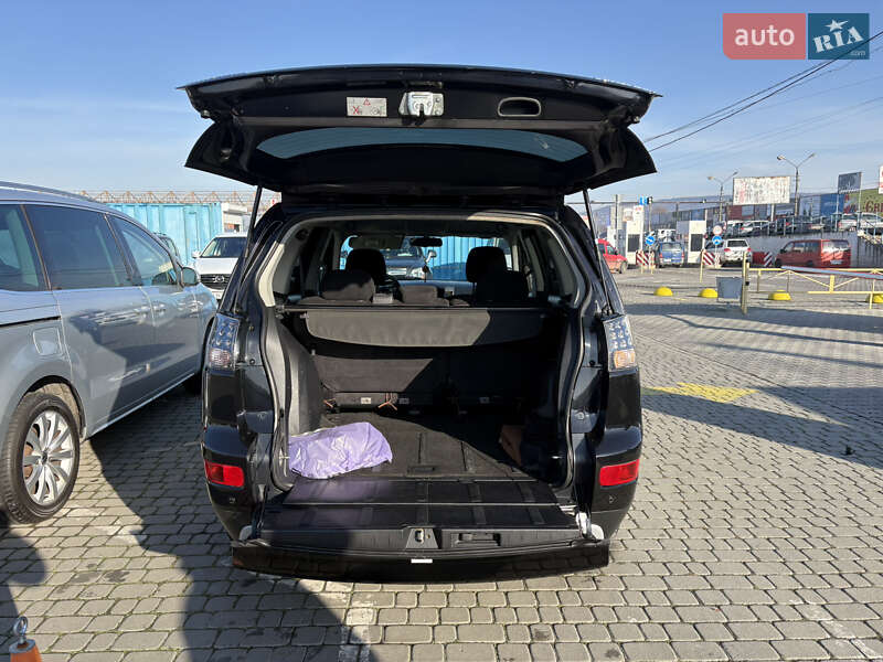Внедорожник / Кроссовер Mitsubishi Outlander XL 2007 в Черновцах