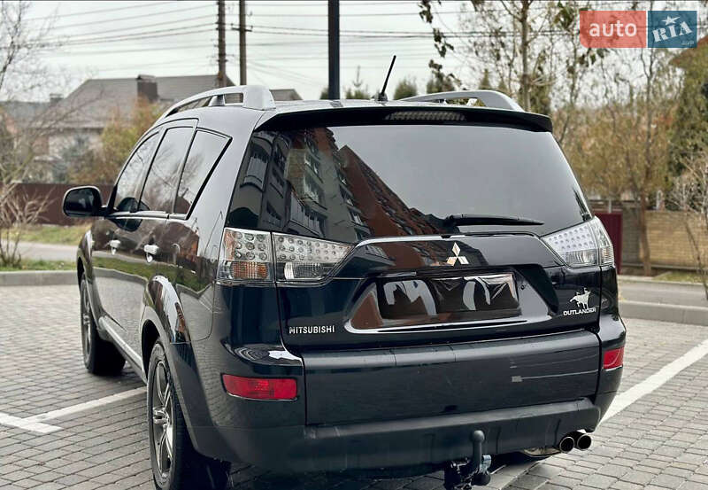 Позашляховик / Кросовер Mitsubishi Outlander XL 2006 в Бару