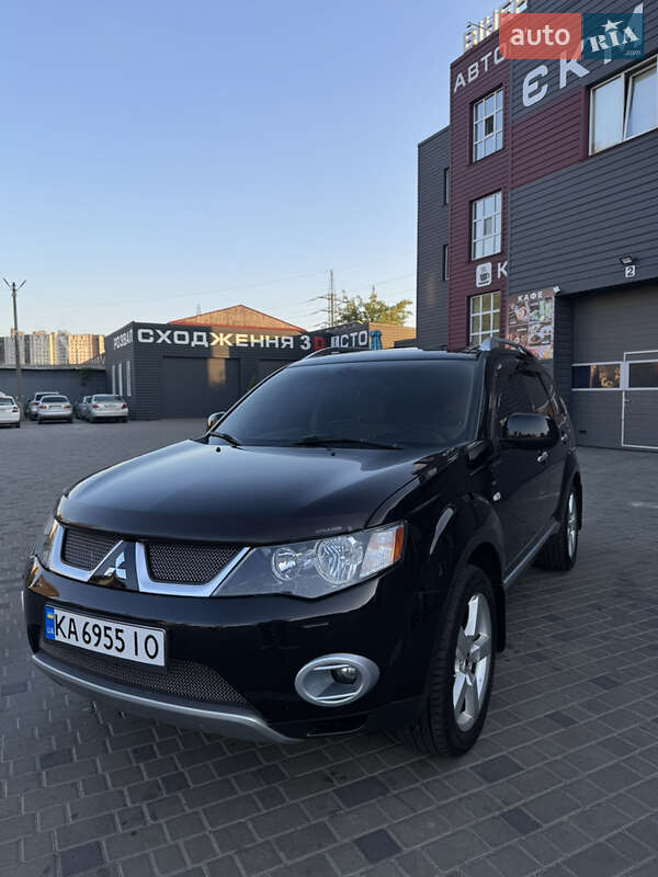 Mitsubishi Outlander XL 2008