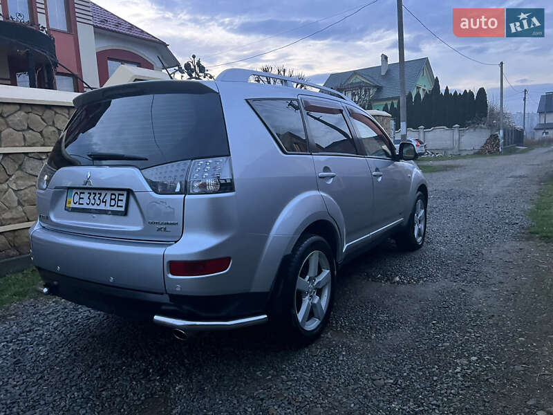 Внедорожник / Кроссовер Mitsubishi Outlander XL 2007 в Черновцах