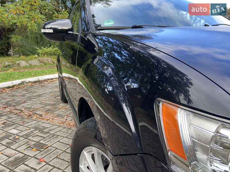 Позашляховик / Кросовер Mitsubishi Outlander XL 2011 в Дрогобичі