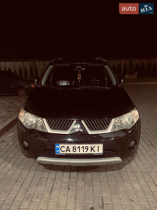Внедорожник / Кроссовер Mitsubishi Outlander XL 2007 в Черкассах