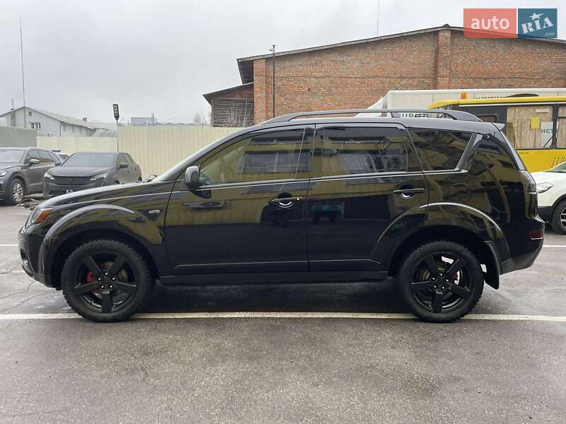 Внедорожник / Кроссовер Mitsubishi Outlander XL 2008 в Чернигове