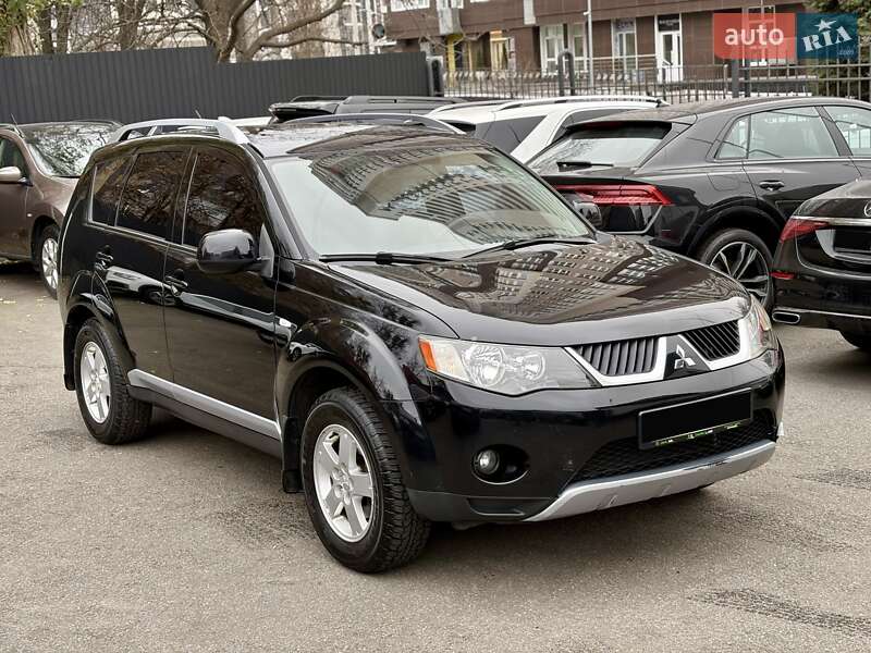 Внедорожник / Кроссовер Mitsubishi Outlander XL 2008 в Киеве фото 7 Внедорожник / Кроссовер Mitsubishi Outlander XL 2008 в Киеве