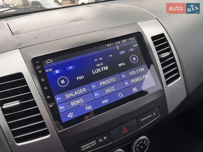 Внедорожник / Кроссовер Mitsubishi Outlander XL 2008 в Киеве фото 2 Внедорожник / Кроссовер Mitsubishi Outlander XL 2008 в Киеве