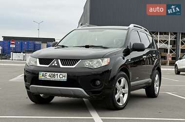 Внедорожник / Кроссовер Mitsubishi Outlander XL 2008 в Днепре
