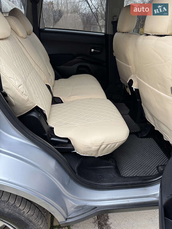 Внедорожник / Кроссовер Mitsubishi Outlander XL 2008 в Харькове фото 11 Внедорожник / Кроссовер Mitsubishi Outlander XL 2008 в Харькове