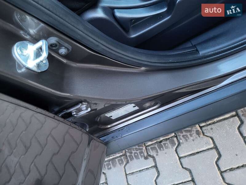 Внедорожник / Кроссовер Mitsubishi Outlander XL 2010 в Хмельницком