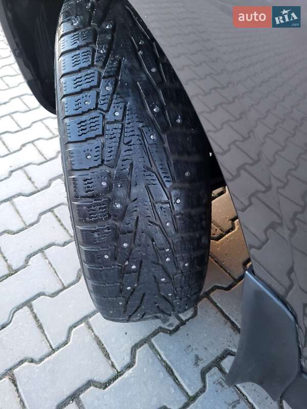 Внедорожник / Кроссовер Mitsubishi Outlander XL 2010 в Хмельницком