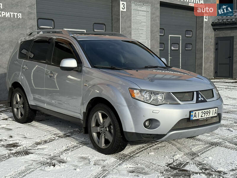 Внедорожник / Кроссовер Mitsubishi Outlander XL 2007 в Киеве