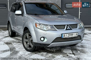 Позашляховик / Кросовер Mitsubishi Outlander XL 2007 в Києві