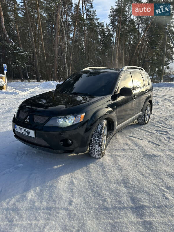 Внедорожник / Кроссовер Mitsubishi Outlander XL 2007 в Лебедине