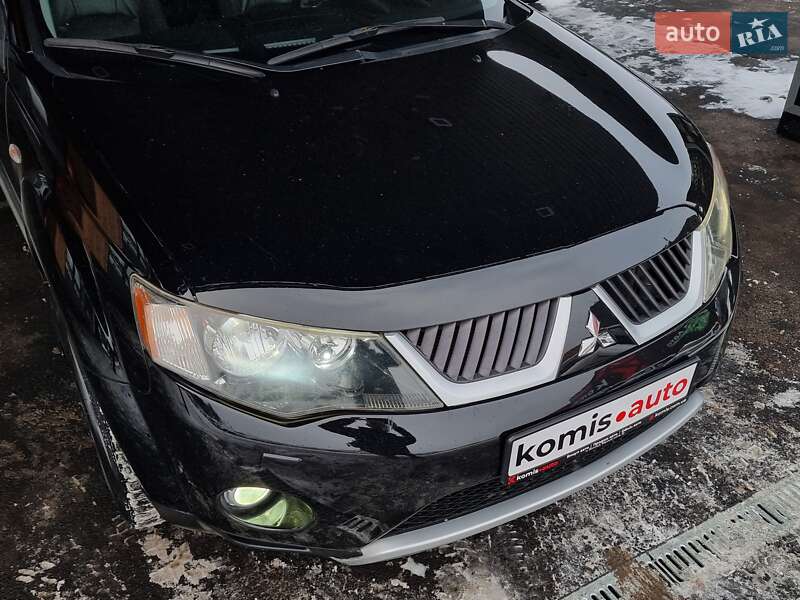 Позашляховик / Кросовер Mitsubishi Outlander XL 2008 в Вінниці