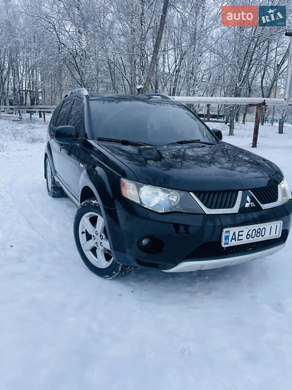 Внедорожник / Кроссовер Mitsubishi Outlander XL 2008 в Лозовой