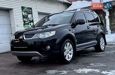 Внедорожник / Кроссовер Mitsubishi Outlander XL 2009 в Киеве
