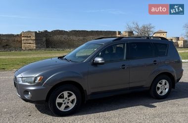Позашляховик / Кросовер Mitsubishi Outlander XL 2012 в Білгороді-Дністровському