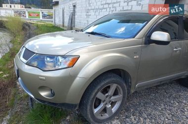 Позашляховик / Кросовер Mitsubishi Outlander XL 2008 в Яремчі