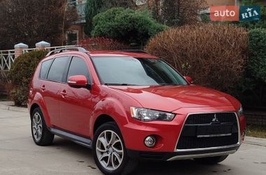Внедорожник / Кроссовер Mitsubishi Outlander XL 2012 в Днепре