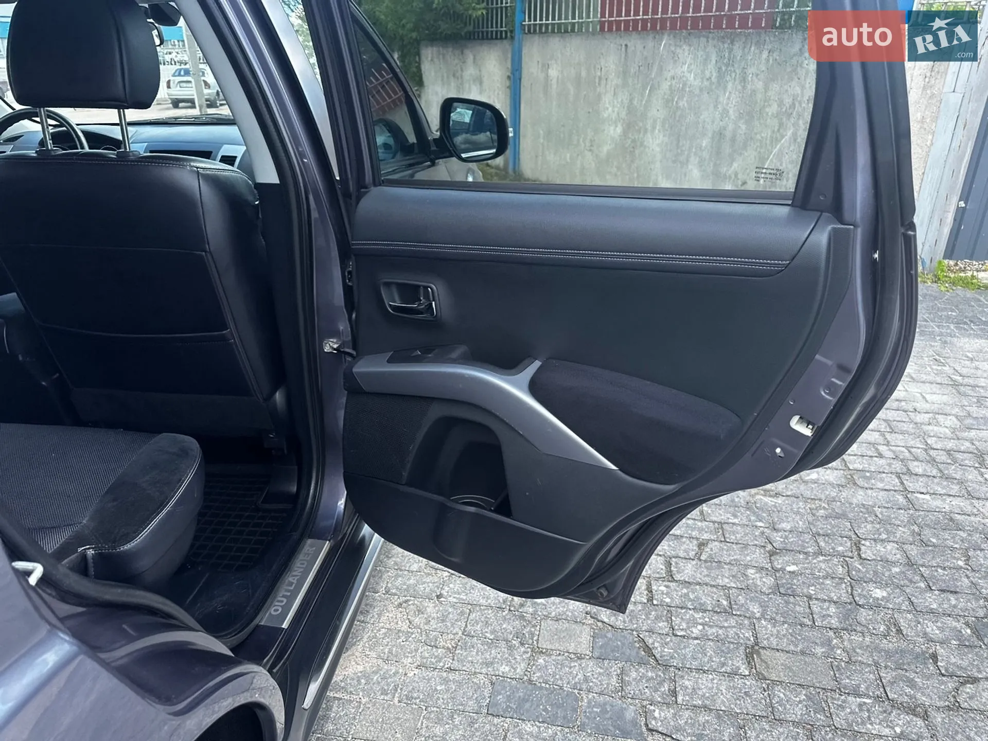 2011 Mitsubishi Outlander - мініатюра 29