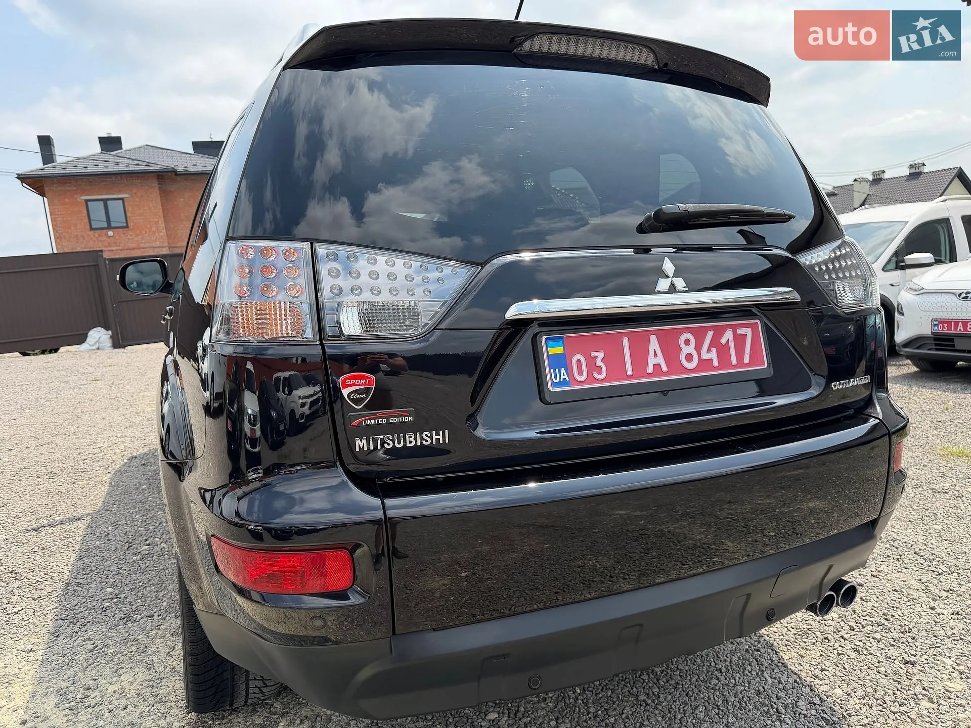 2011 Mitsubishi Outlander - мініатюра 6