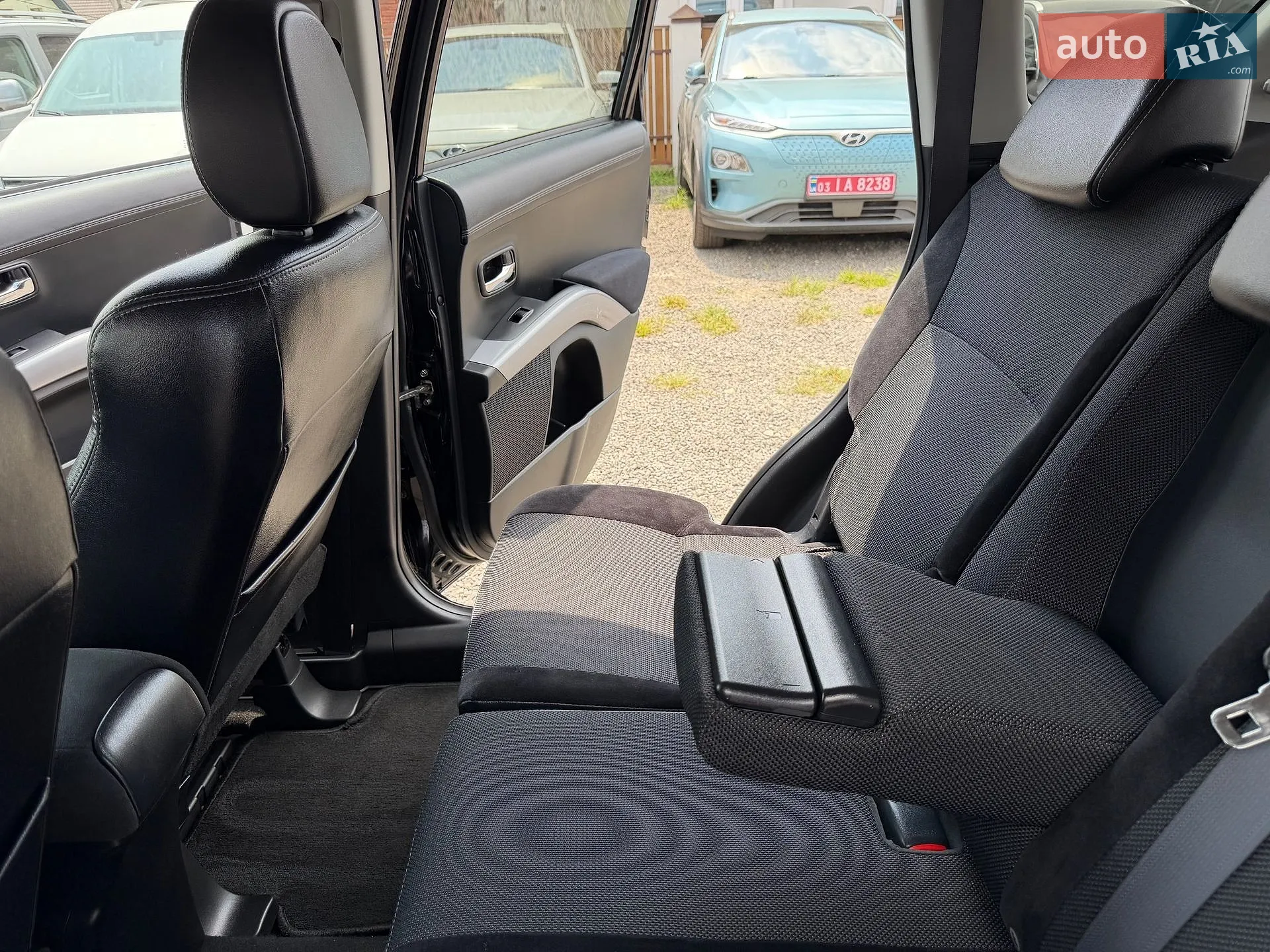 2011 Mitsubishi Outlander - мініатюра 73