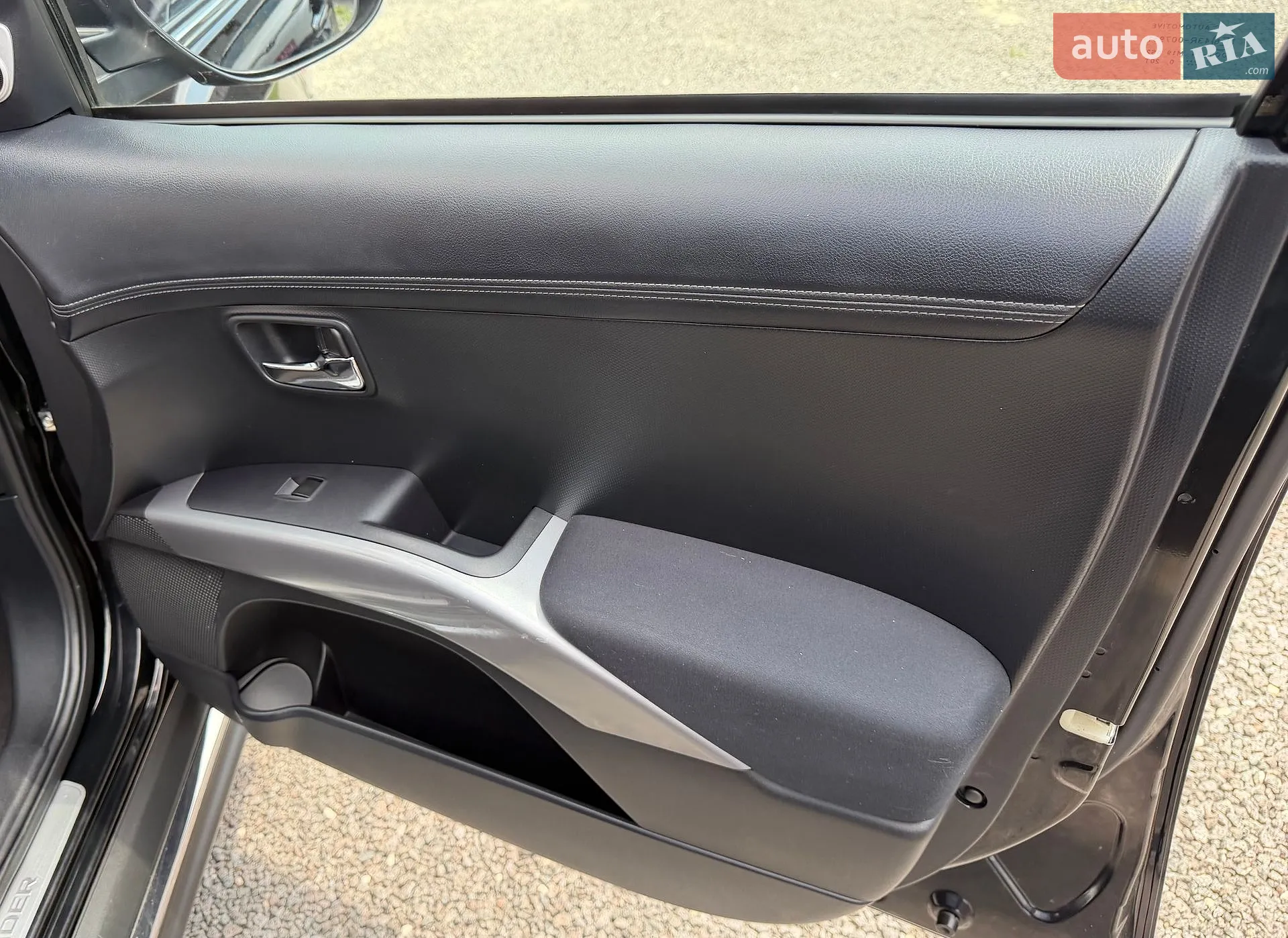 2011 Mitsubishi Outlander - мініатюра 86