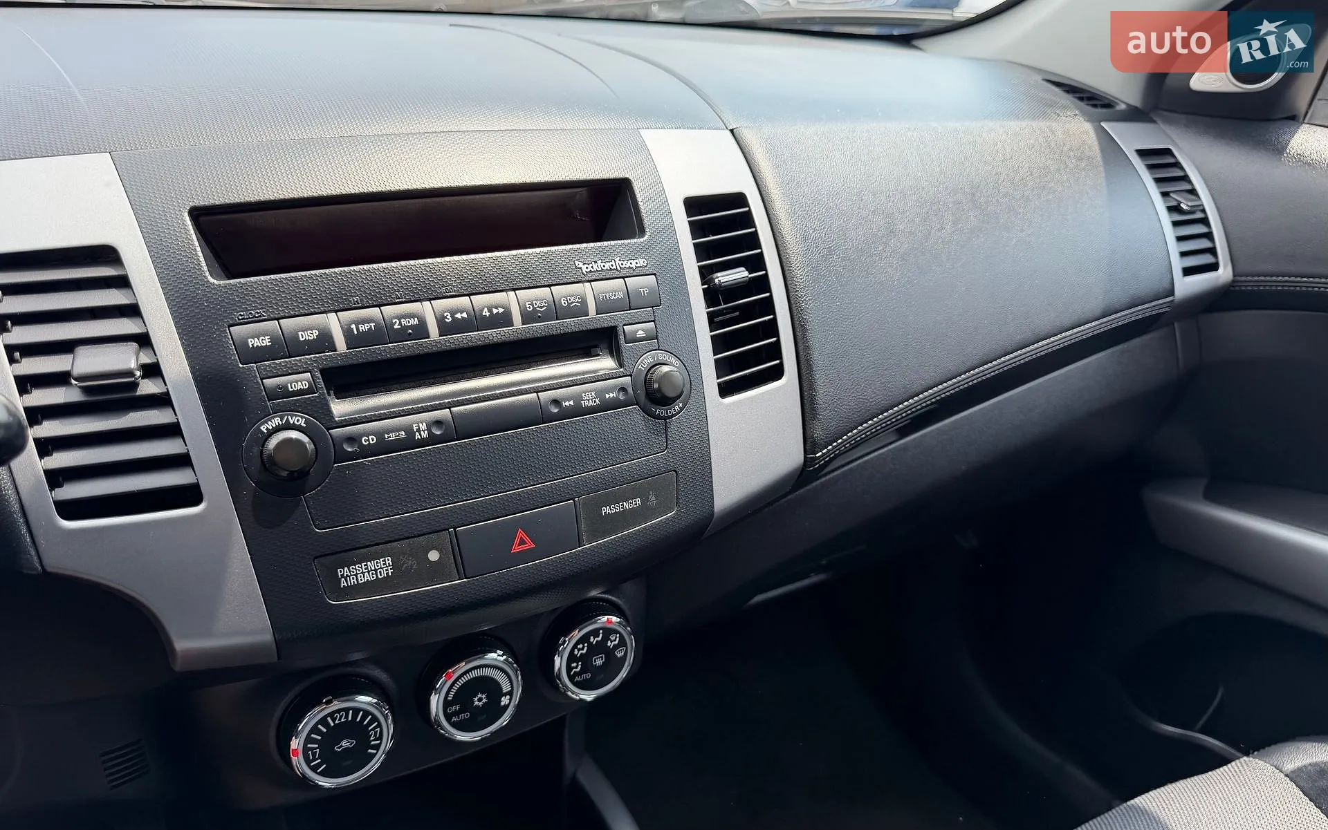 2011 Mitsubishi Outlander - мініатюра 101