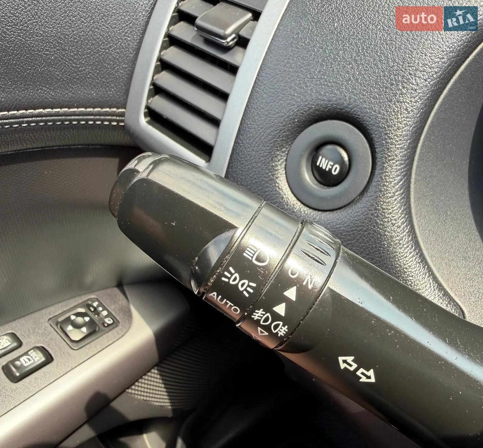 2011 Mitsubishi Outlander - мініатюра 106
