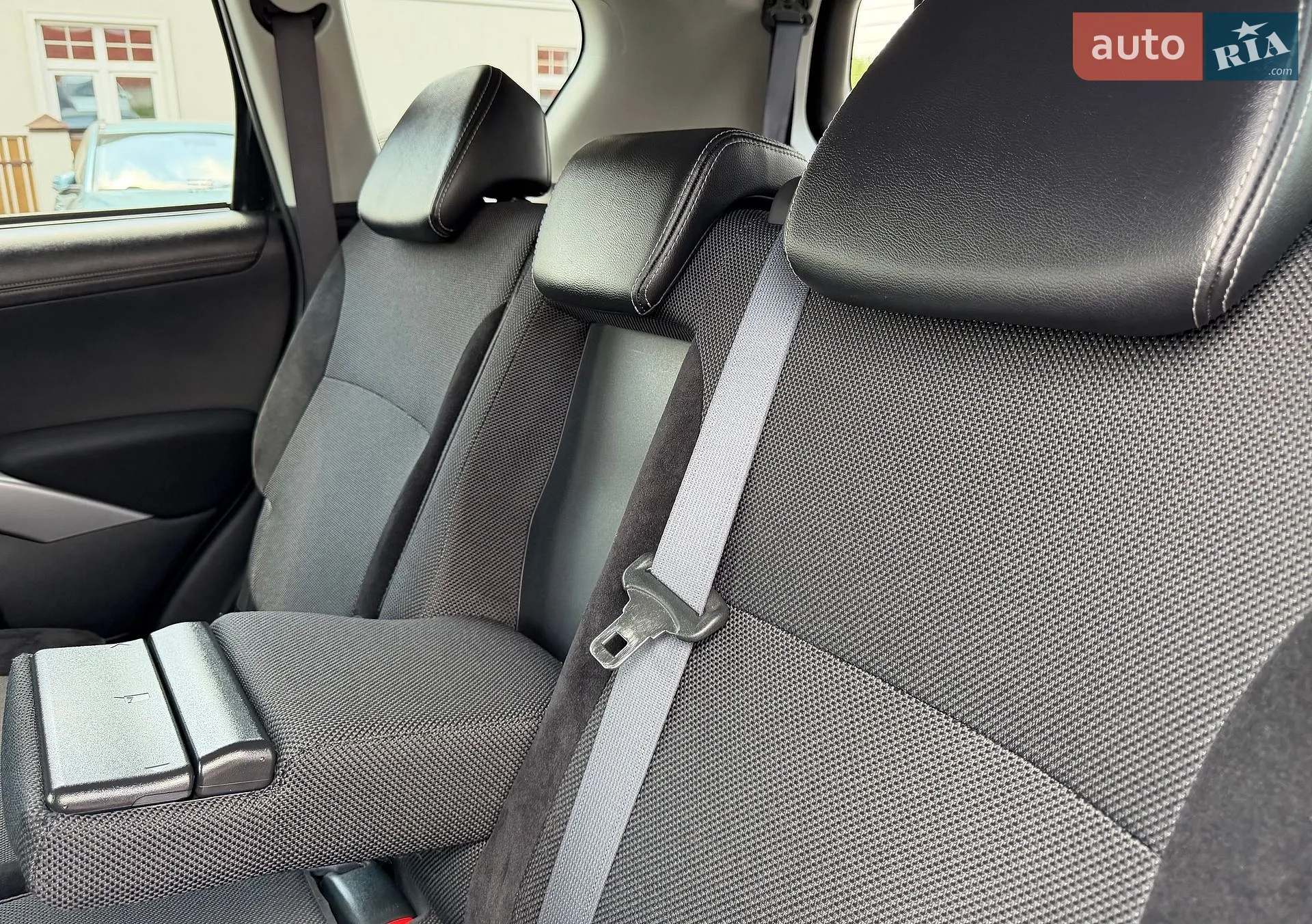 2011 Mitsubishi Outlander - мініатюра 117
