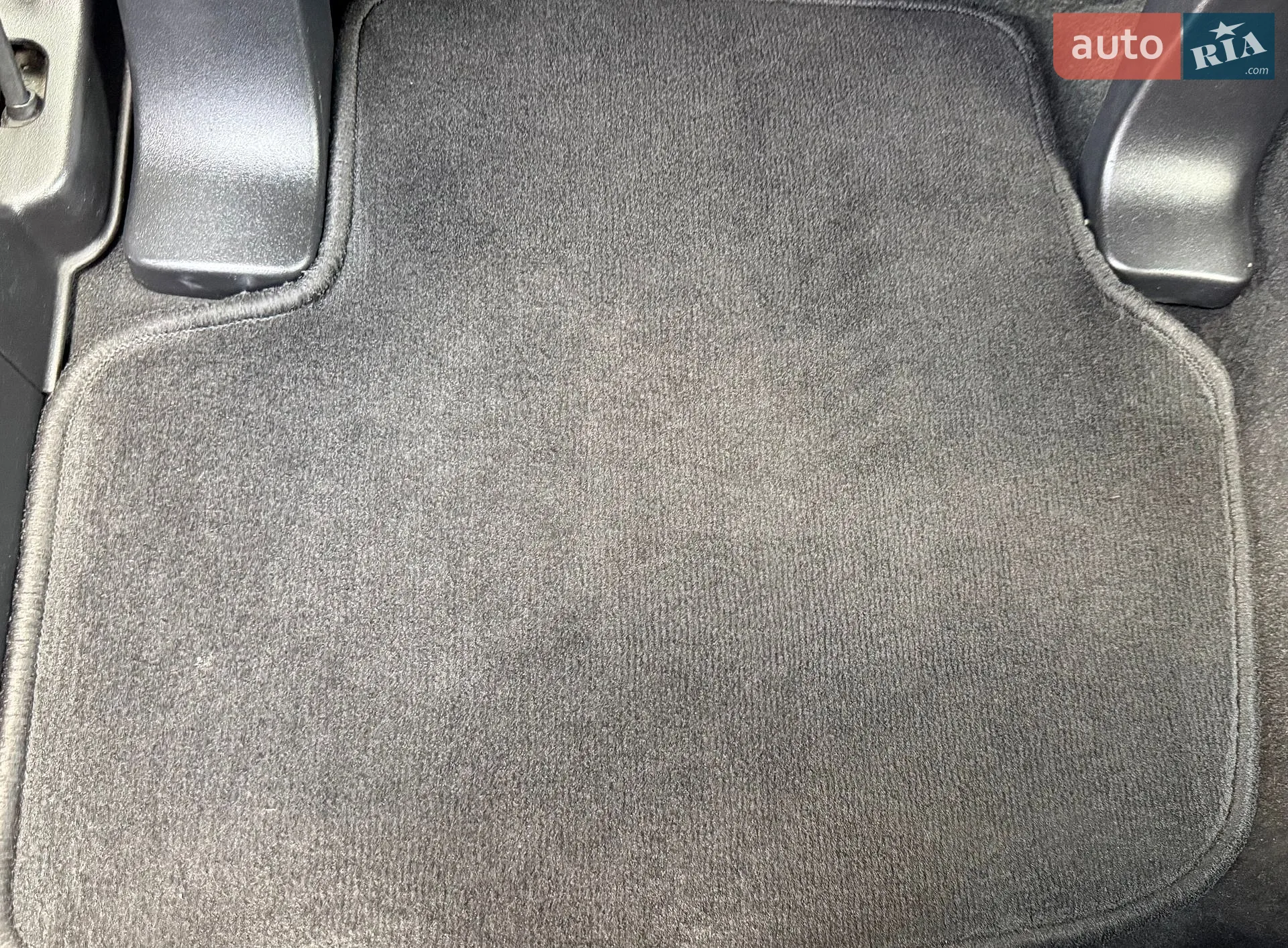 2011 Mitsubishi Outlander - мініатюра 122